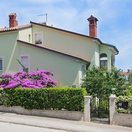 Piccola Pineta Apartment Pula Luaran gambar