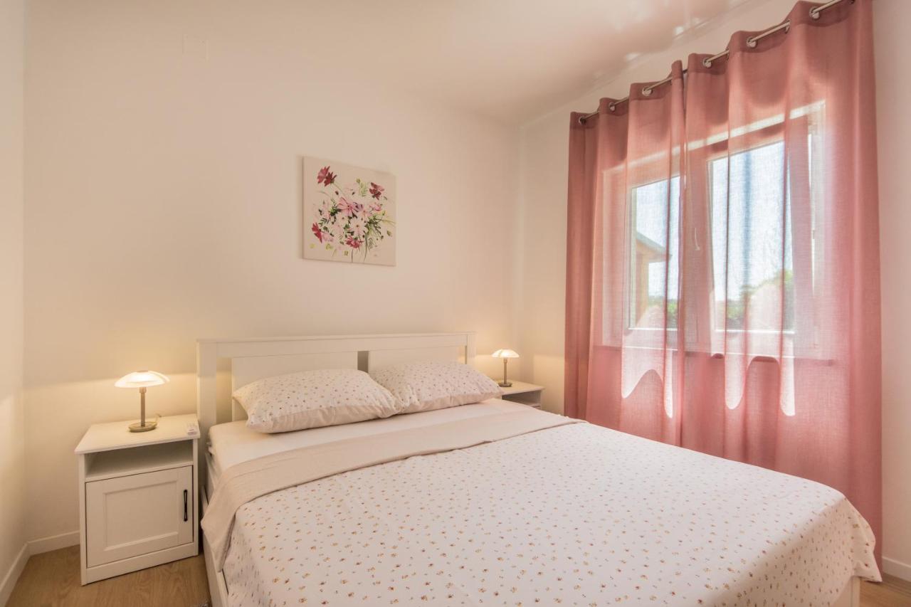 Piccola Pineta Apartment Pula Luaran gambar