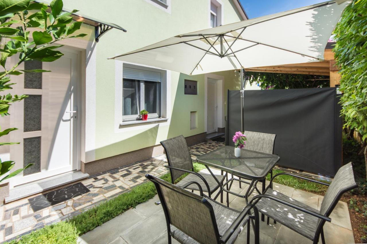 Piccola Pineta Apartment Pula Luaran gambar