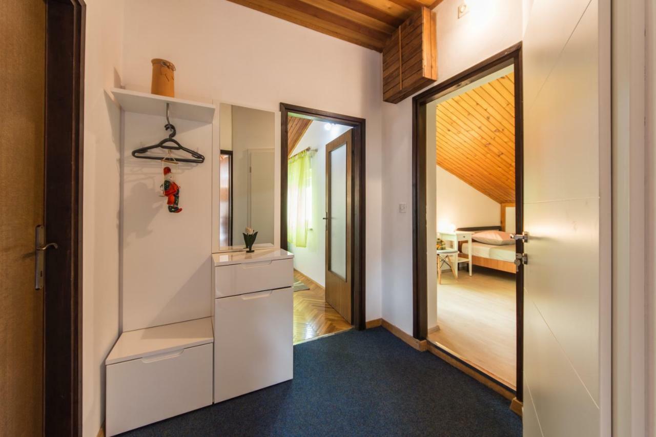 Piccola Pineta Apartment Pula Luaran gambar
